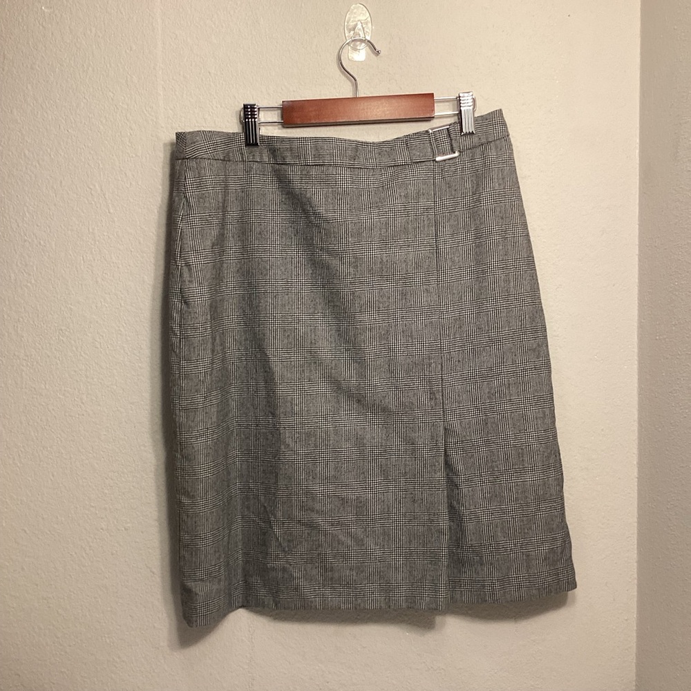 Brooks Brothers Classic Patterned Women's Skirt